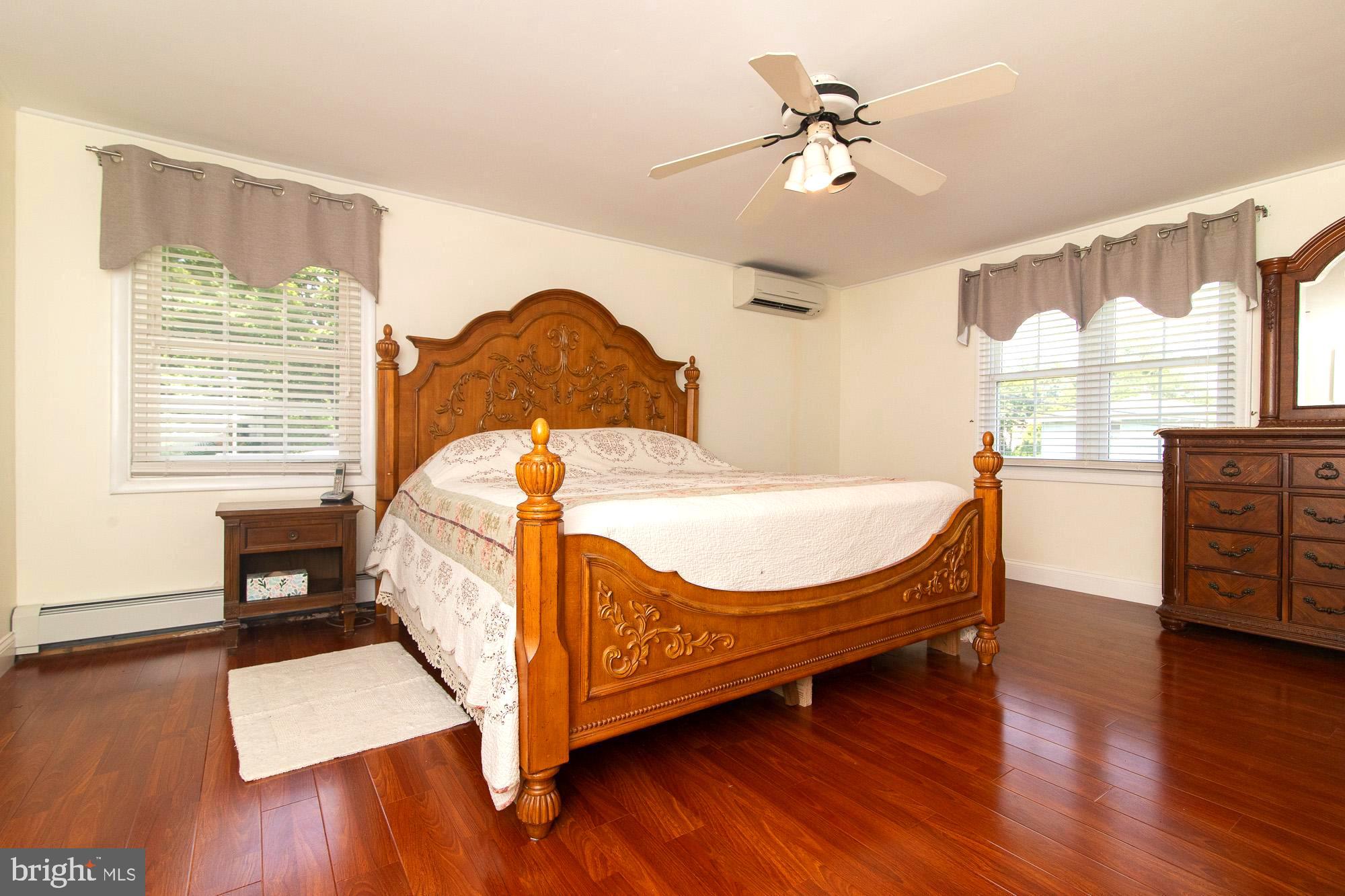 25 Trim Road Levittown, PA 19056 - Photo 20 of 37 Master Bdrm