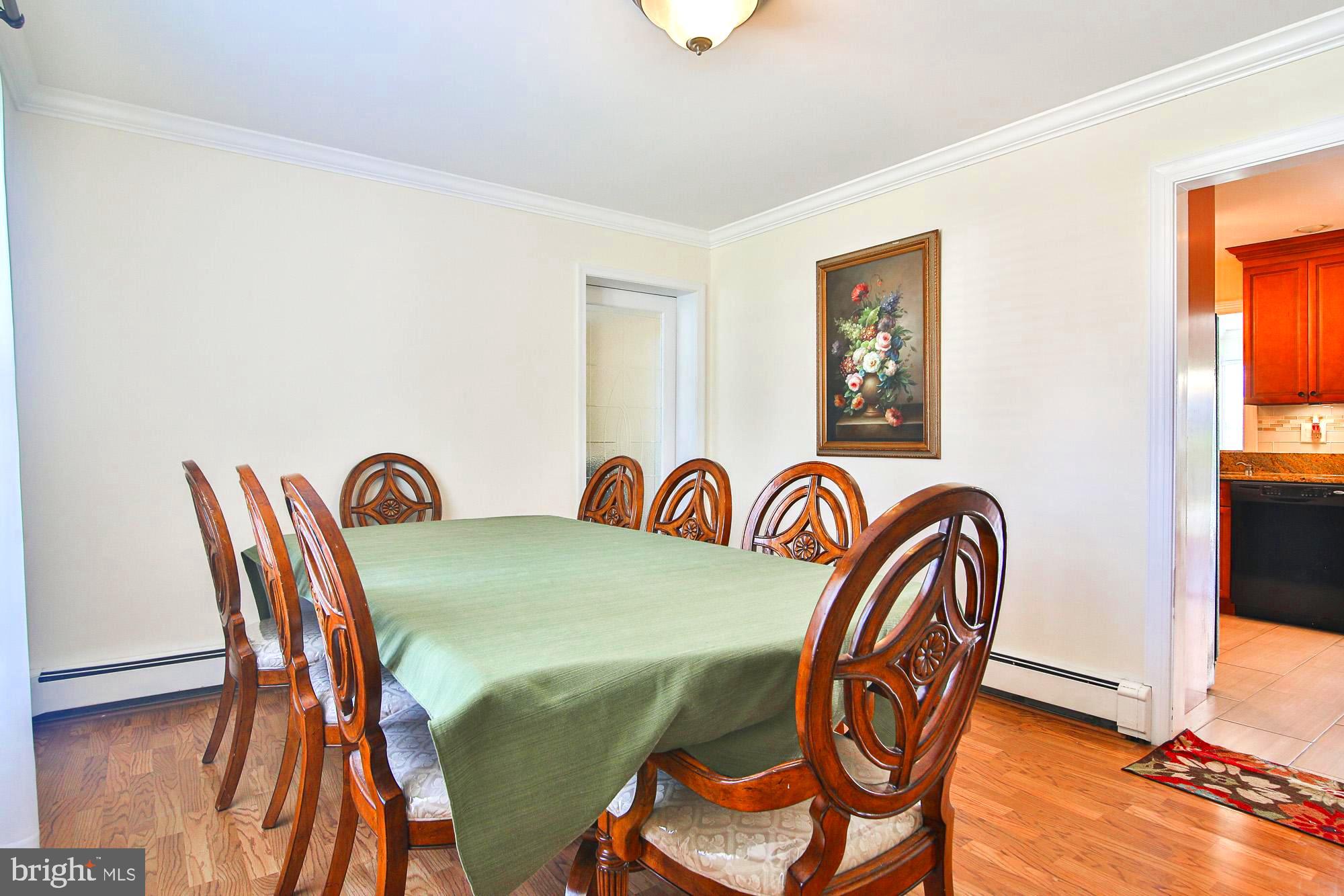 25 Trim Road Levittown, PA 19056 - Photo 7 of 37 Dining Room