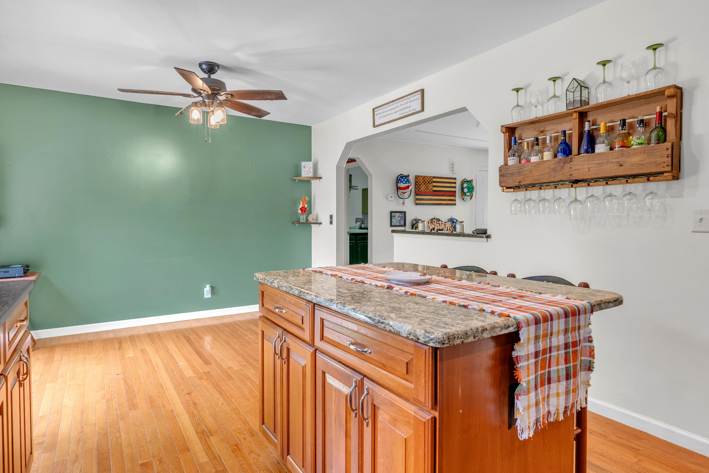 9858 West Rustic Drive Demotte, IN 46310 - Photo 8 of 28 3000x2003