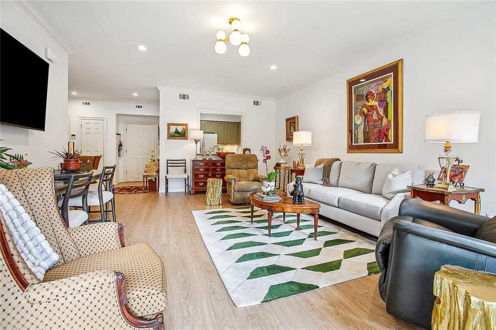 800 Rue Rampart, Unit 131 Metairie, LA 70005 - Photo 3 of 17