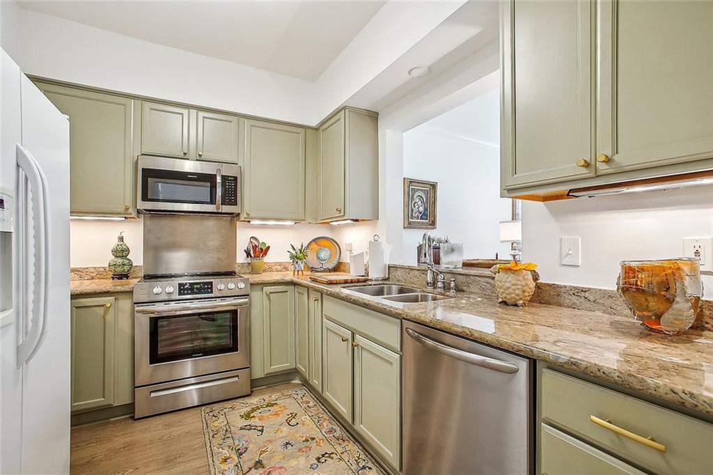 800 Rue Rampart, Unit 131 Metairie, LA 70005 - Photo 5 of 17