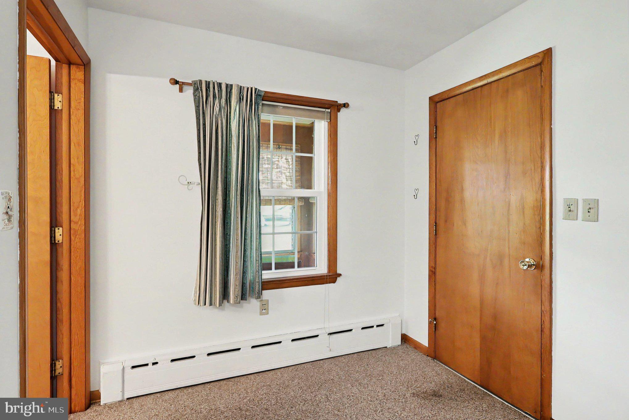 5 Eden Road Luray, VA 22835 - Photo 31 of 49 a view of front door