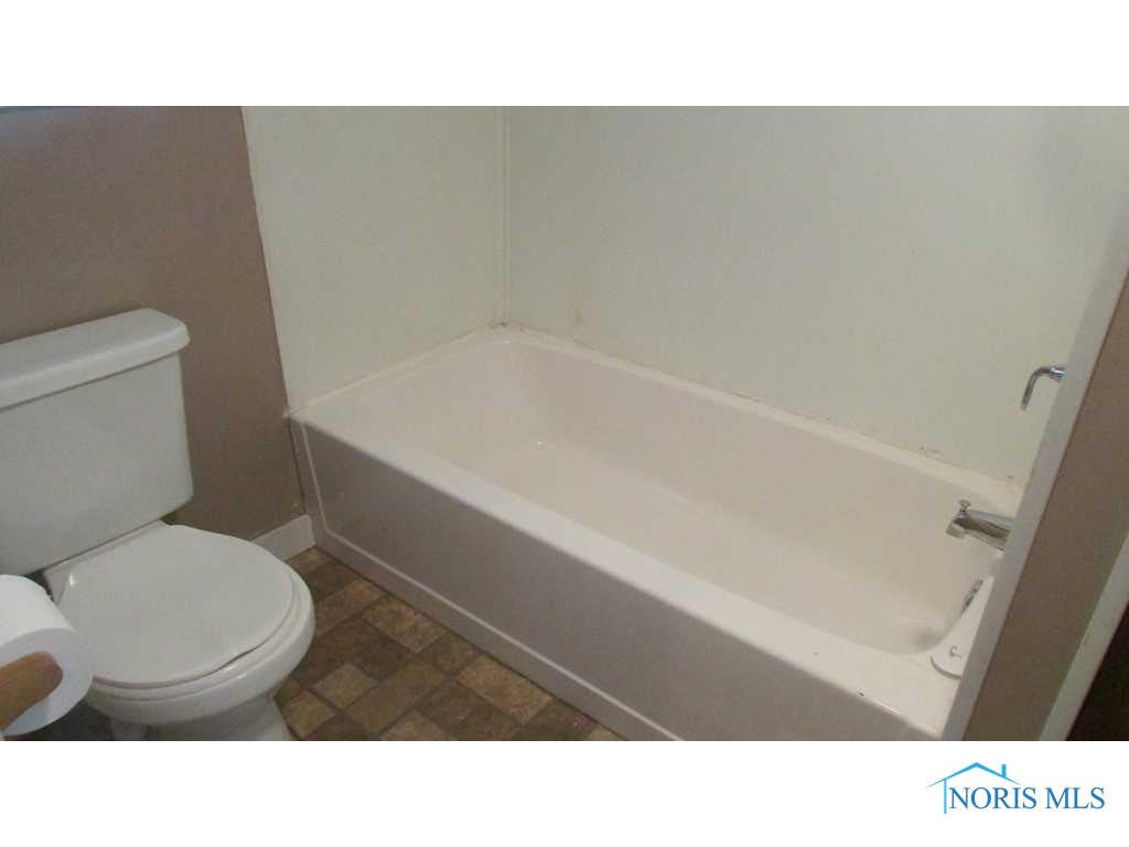 17192 Bays Road Rudolph, OH 43462 - Photo 8 of 20 Gallery Image 8