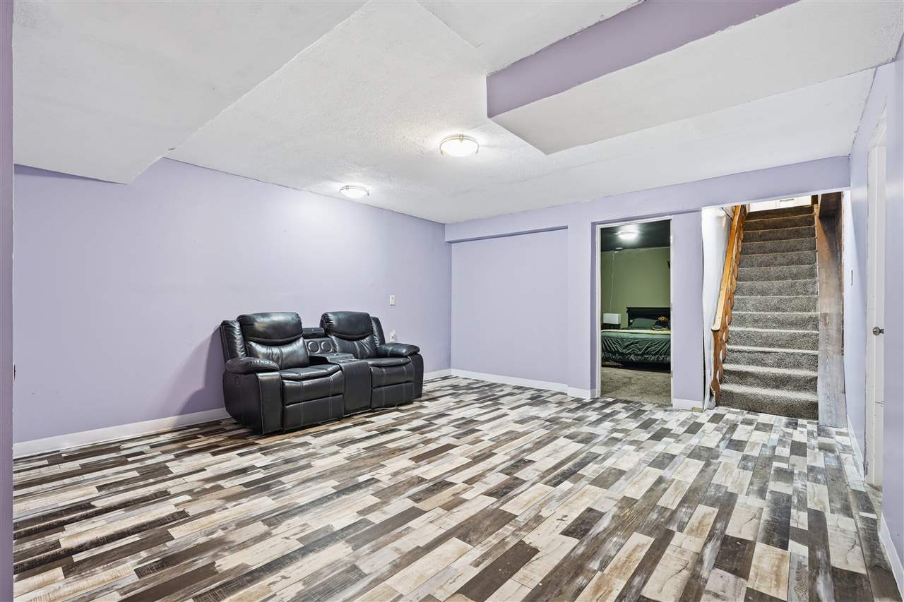 12039 Wright Road La Porte City, IA 50651 - Photo 21 of 30 Gallery Image 21