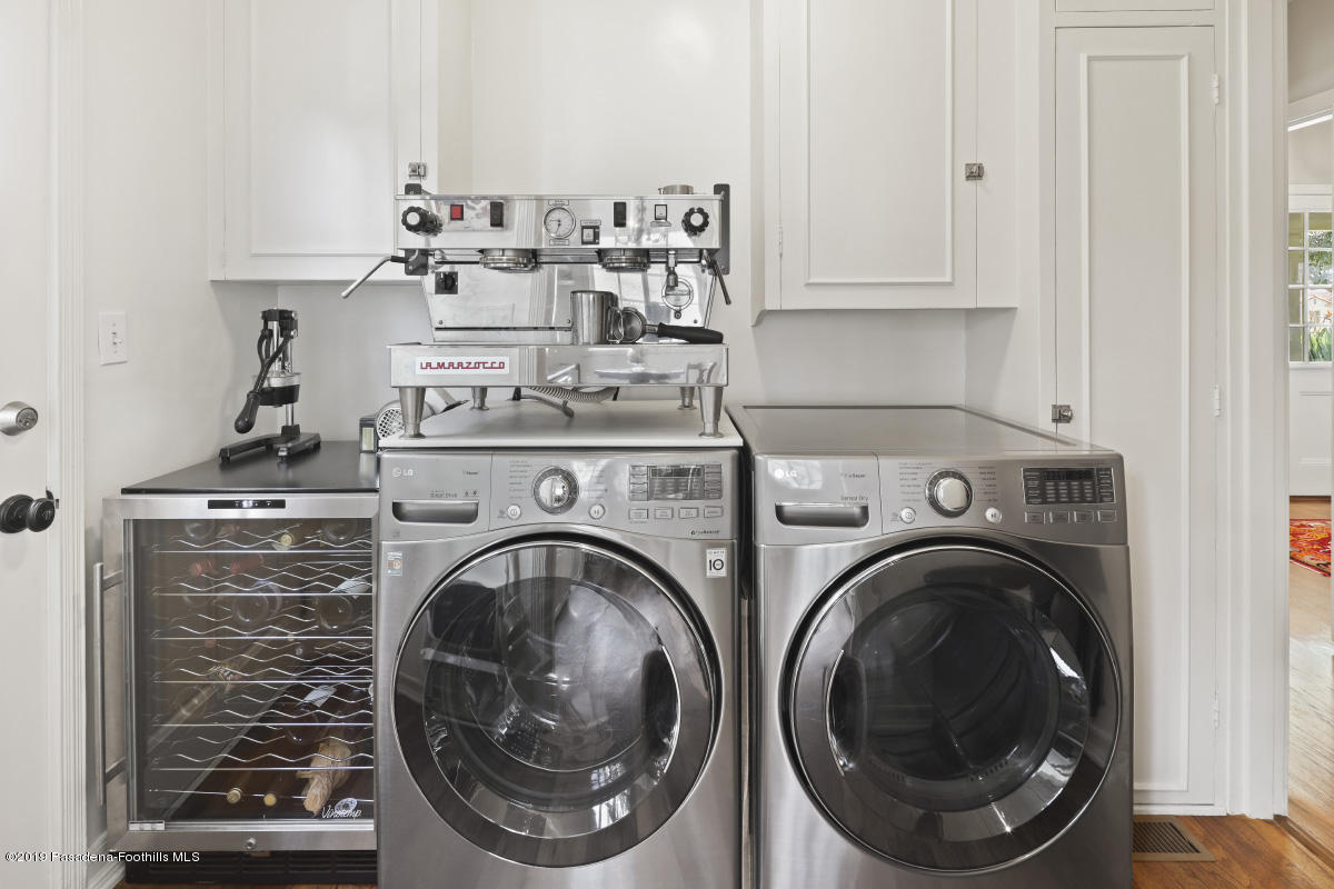 99 Annandale Road Pasadena, CA 91105 - Photo 12 of 32 Laundry room