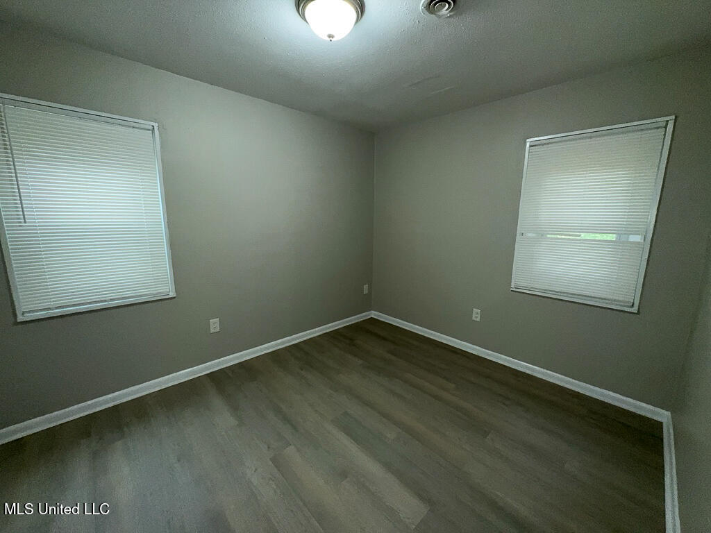351 Lawrence Road Jackson, MS 39206 - Photo 13 of 15 2025_03_03_16_11_10