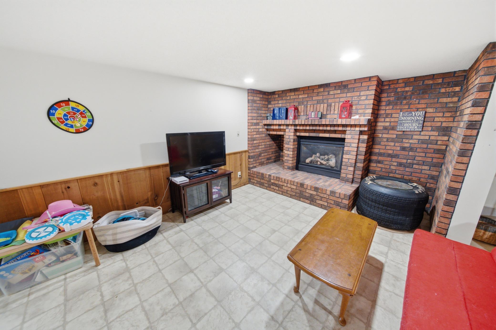 7524 58th Street Northeast Rochester, MN 55906 - Photo 28 of 59