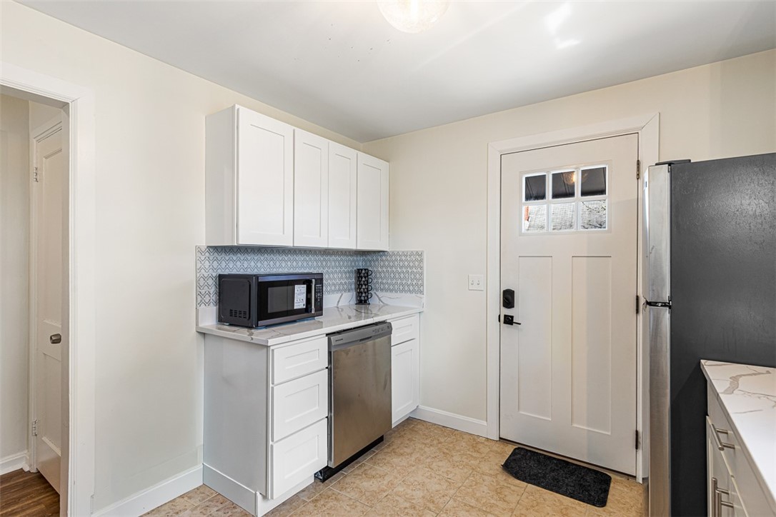 79 Archer Street Pawtucket, RI 02861 - Photo 13 of 33