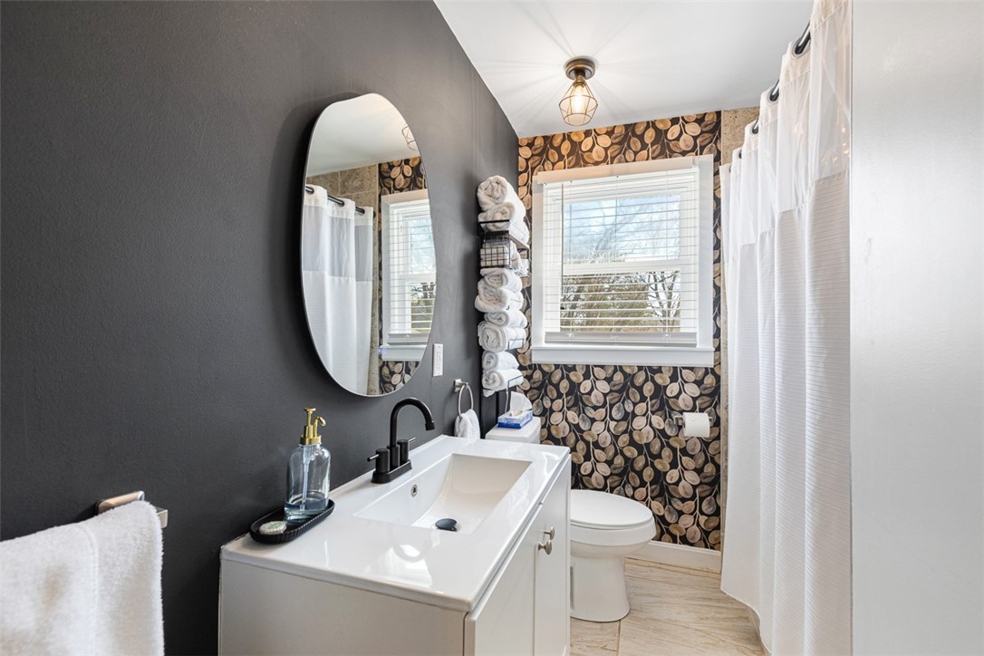 79 Archer Street Pawtucket, RI 02861 - Photo 19 of 33