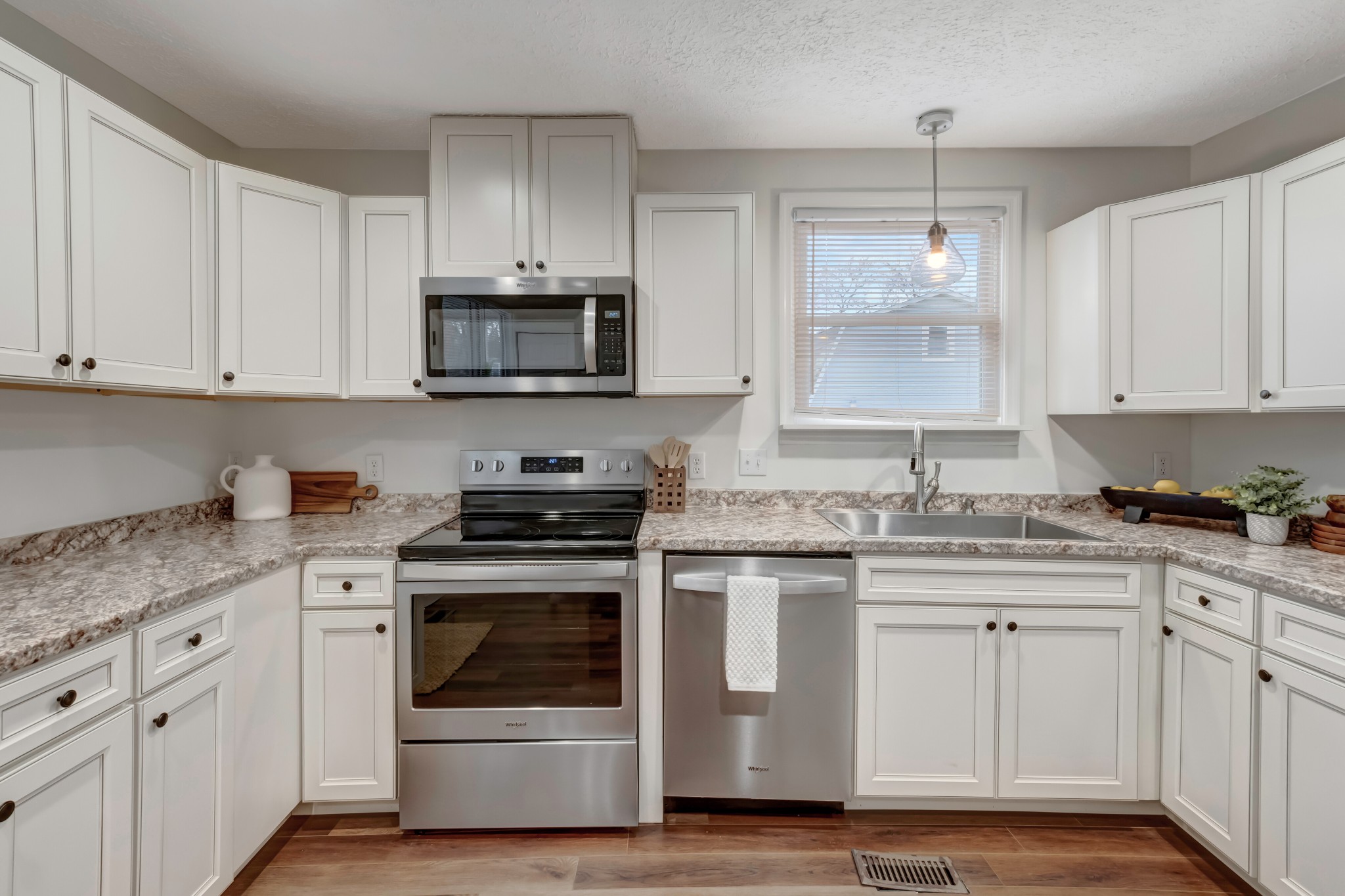1811 Elizabeth Road Nashville, TN 37218 - Photo 11 of 28 Gallery Image 11