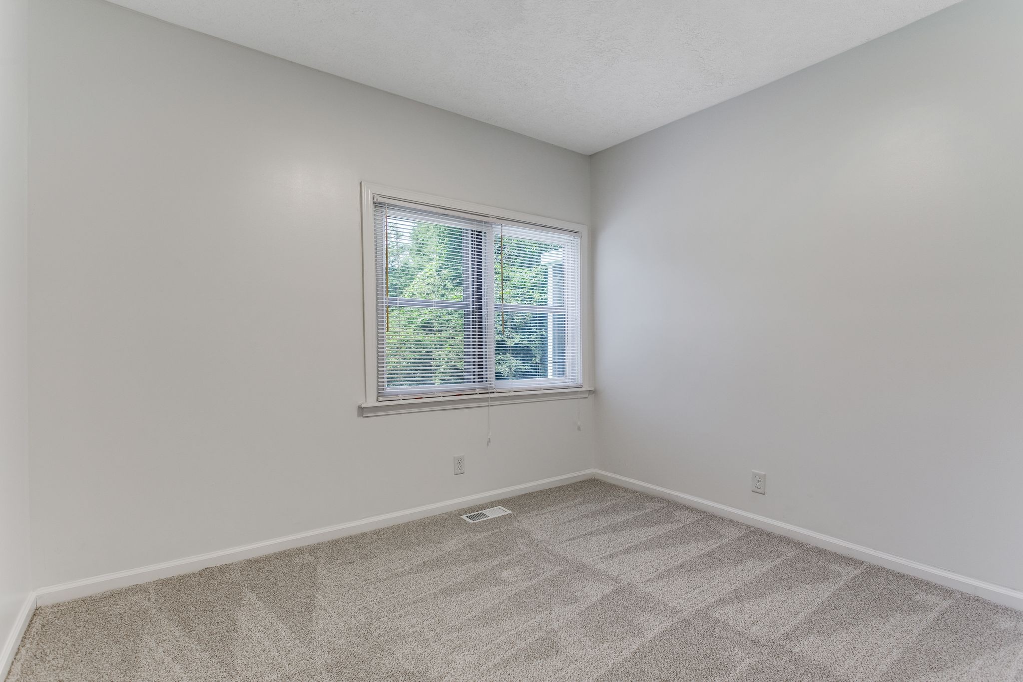 1811 Elizabeth Road Nashville, TN 37218 - Photo 19 of 28 Gallery Image 19
