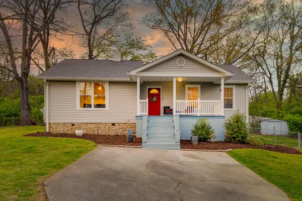 $249,900 | 223 Ivy Street, Rossville, GA 30741