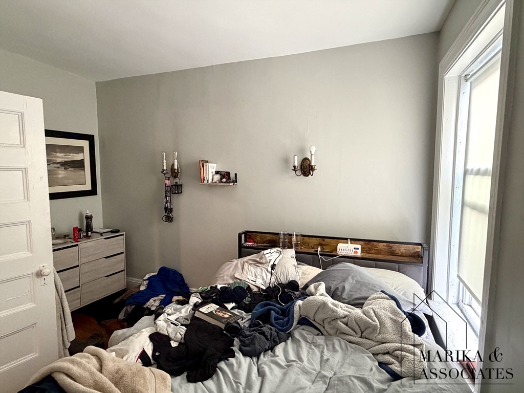 108 Winthrop Road, Unit 6 Brookline, MA 02445 - Photo 15 of 19