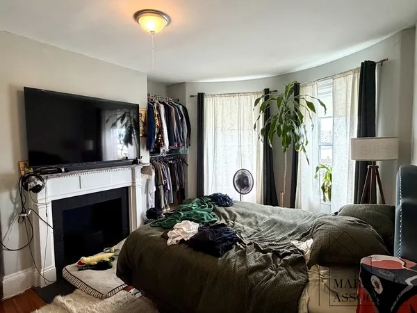 $4,095 | 108 Winthrop Road, Unit 6, Brookline, MA 02445