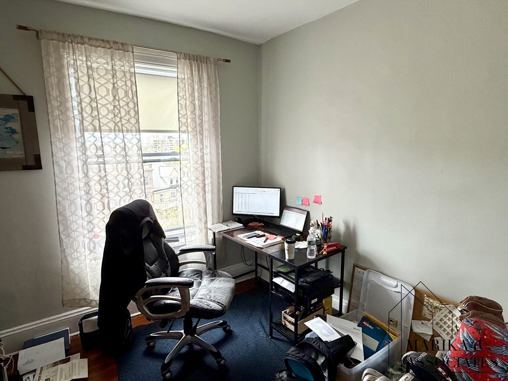 108 Winthrop Road, Unit 6 Brookline, MA 02445 - Photo 18 of 19