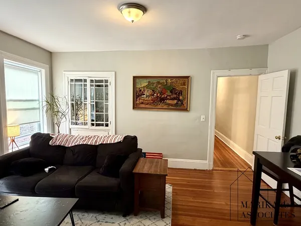 $4,095 | 108 Winthrop Road, Unit 6, Brookline, MA 02445