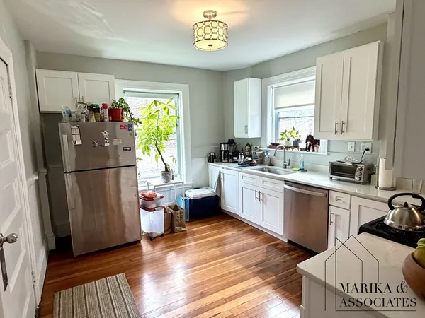 $4,095 | 108 Winthrop Road, Unit 6, Brookline, MA 02445