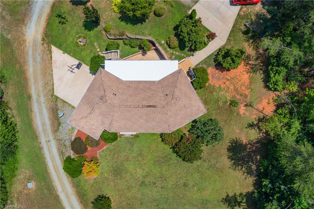 2559 Turner Road Reidsville, NC 27320 - Photo 11 of 48 Gallery Image 11
