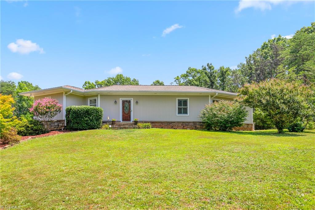 2559 Turner Road Reidsville, NC 27320 - Photo 2 of 48 Gallery Image 2