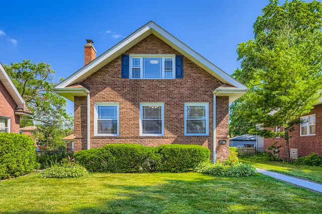 $649,900 | 1726 West 106th Street, Chicago, IL 60643
