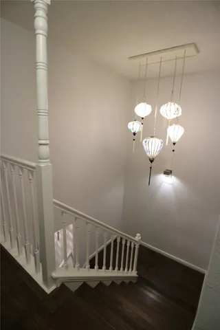 $2,400 | 9939 Kemp Forest Drive, Houston, TX 77080