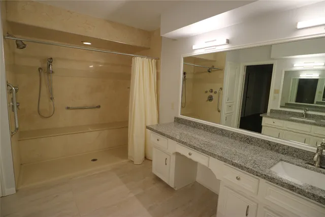 $2,400 | 9939 Kemp Forest Drive, Houston, TX 77080