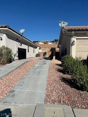 $379,900 | 2146 Dillons Cove Drive, Laughlin, NV 89029