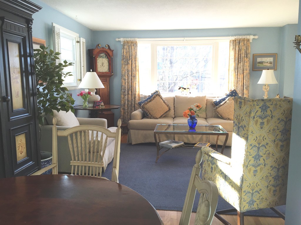 8 Sleigh Road Chelmsford, MA 01824 - Photo 2 of 6 Gallery Image 2