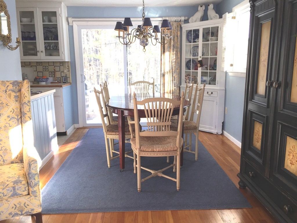 8 Sleigh Road Chelmsford, MA 01824 - Photo 3 of 6 Gallery Image 3