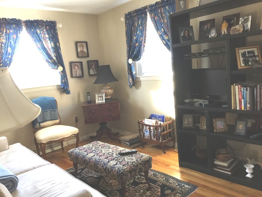 8 Sleigh Road Chelmsford, MA 01824 - Photo 4 of 6 Gallery Image 4
