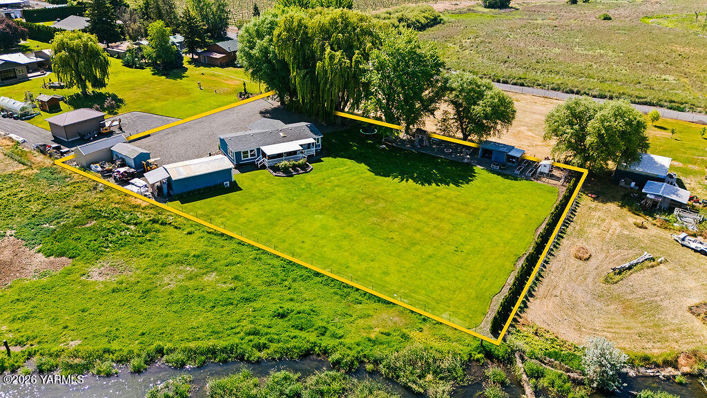 4421 Bell Road Yakima, WA 98901 - Photo 41 of 44 4421BellRdAerials-6prop