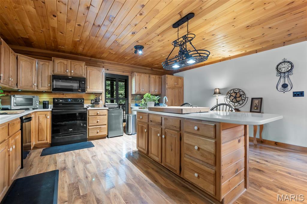 13602 Greenbriar Road Carterville, IL 62918 - Photo 13 of 42