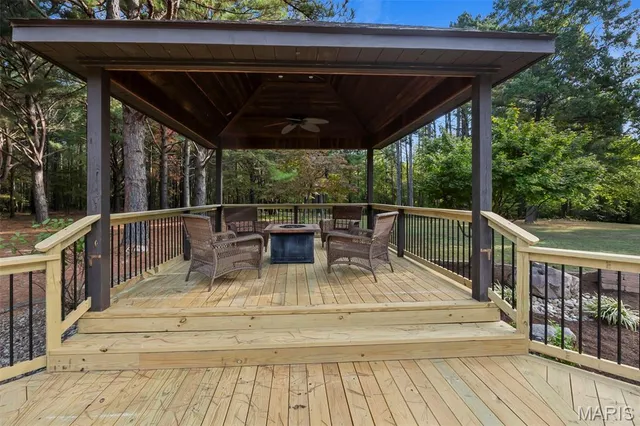 $1 | 13602 Greenbriar Road, Carterville, IL 62918