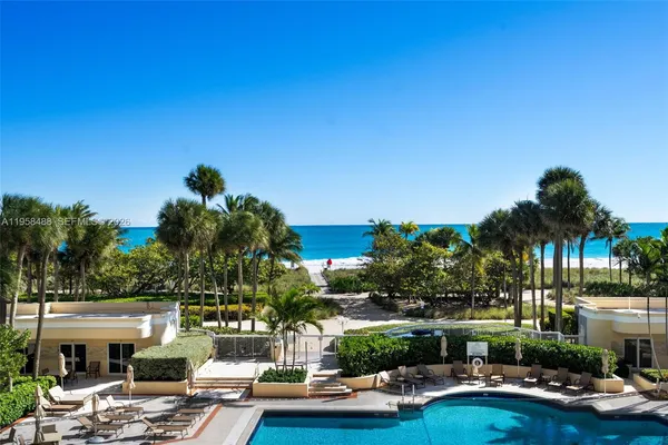 $3,650,000 | 9999 Collins Avenue, Unit 3E, Bal Harbour, FL 33154