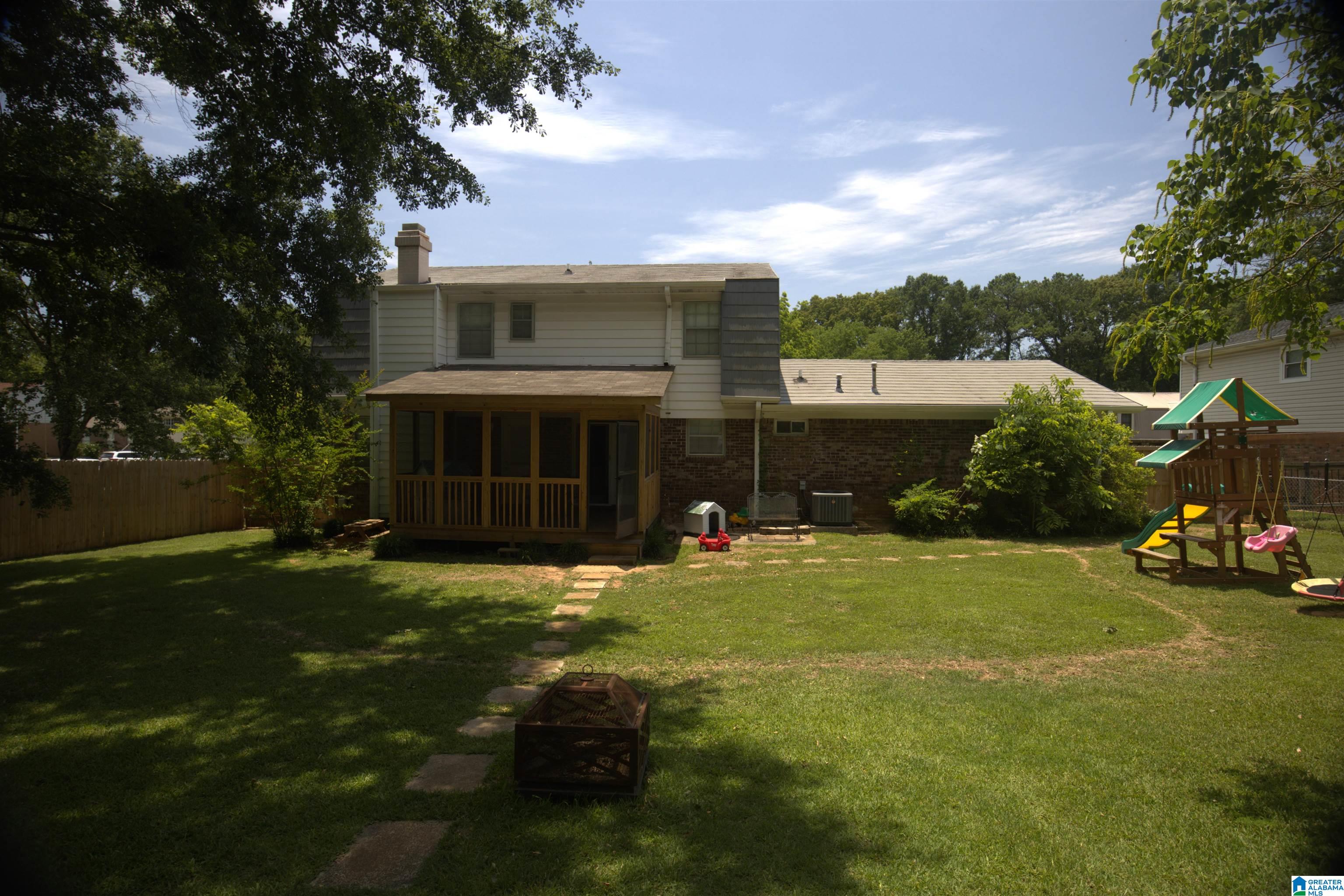 1408 Adams Street Pelham, AL 35124 - Photo 6 of 32 Gallery Image 6