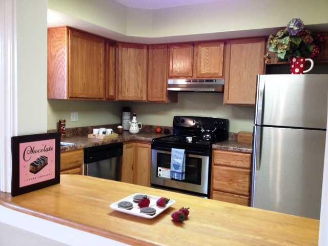 8310 Thompson Road Indianapolis, IN 46239 - Photo 4 of 11 Gallery Image 4