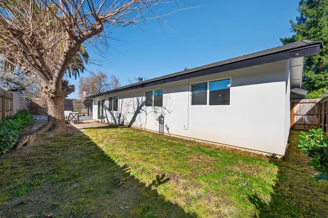 $529,000 | 5825 Merlindale Drive, Citrus Heights, CA 95610