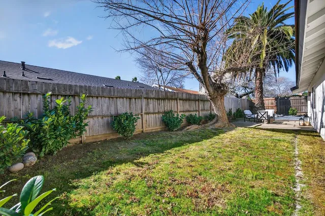 $529,000 | 5825 Merlindale Drive, Citrus Heights, CA 95610