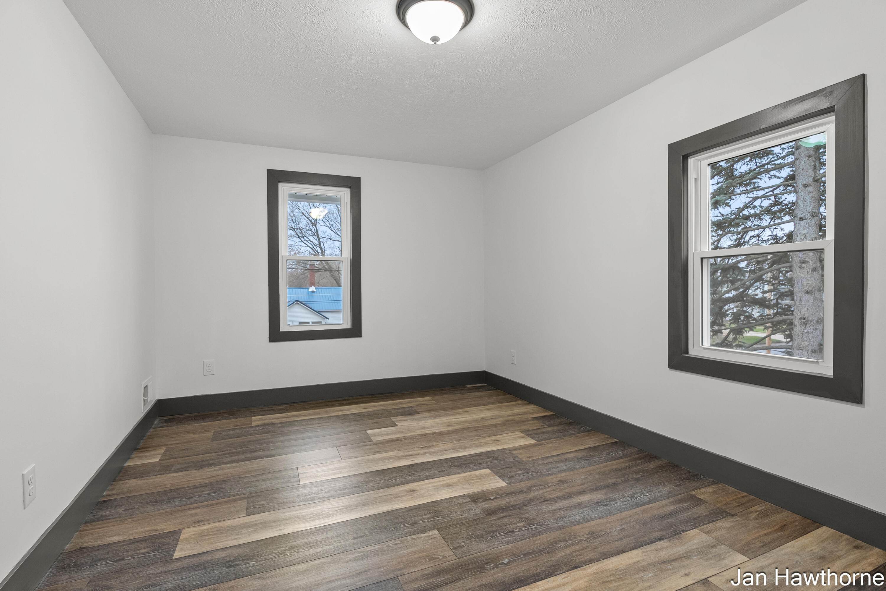 403 West Mill Street Hastings, MI 49058 - Photo 24 of 40 Mill St W 403 Hastings 49058-21