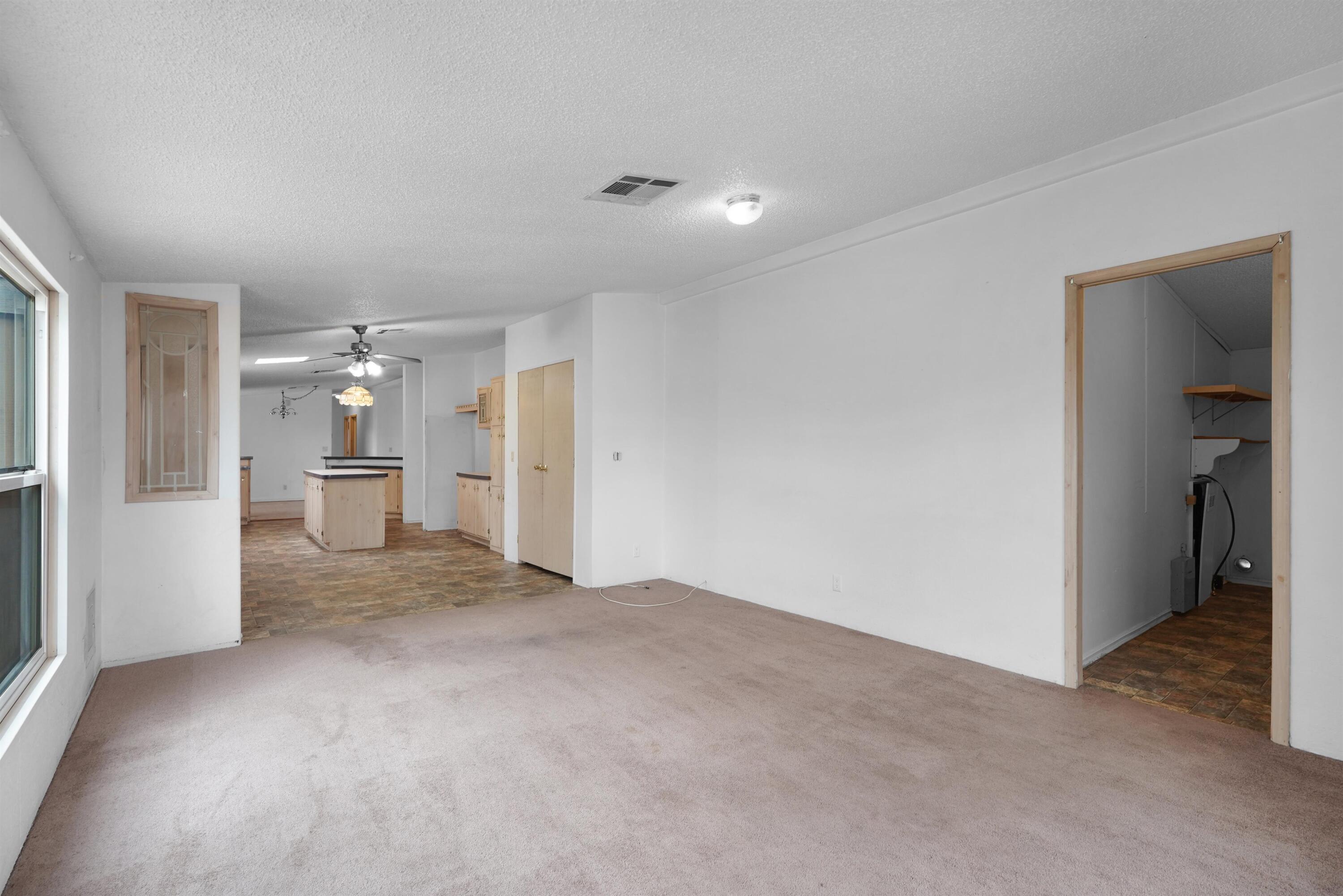 805 10th Avenue Northwest Rio Rancho, NM 87144 - Photo 14 of 50 Gallery Image 14