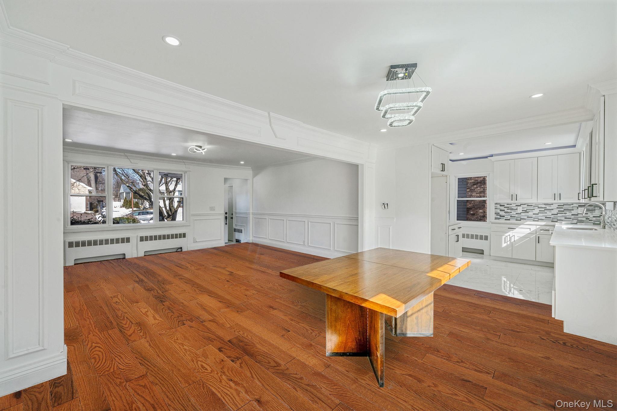 420 Devonshire Road Baldwin, NY 11510 - Photo 12 of 50