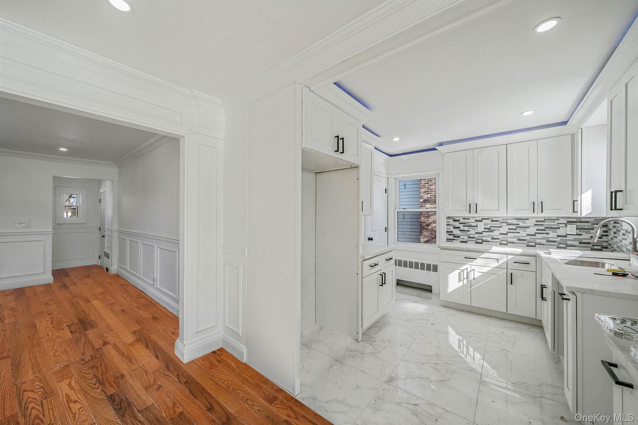 420 Devonshire Road Baldwin, NY 11510 - Photo 13 of 50