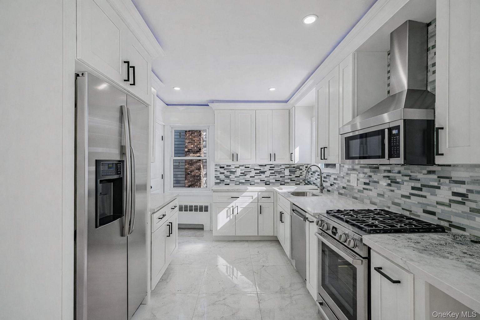 420 Devonshire Road Baldwin, NY 11510 - Photo 14 of 50