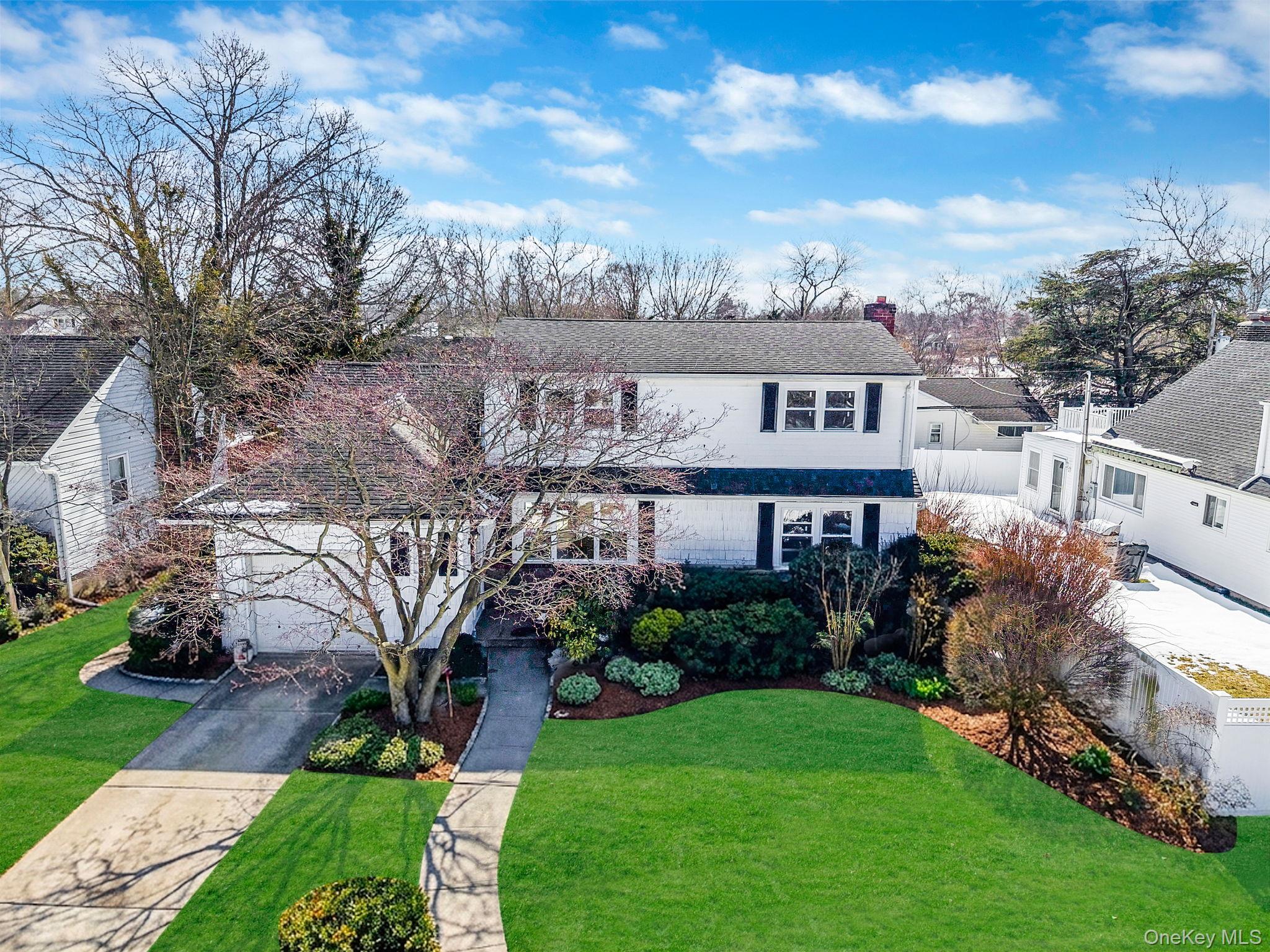 420 Devonshire Road Baldwin, NY 11510 - Photo 4 of 50