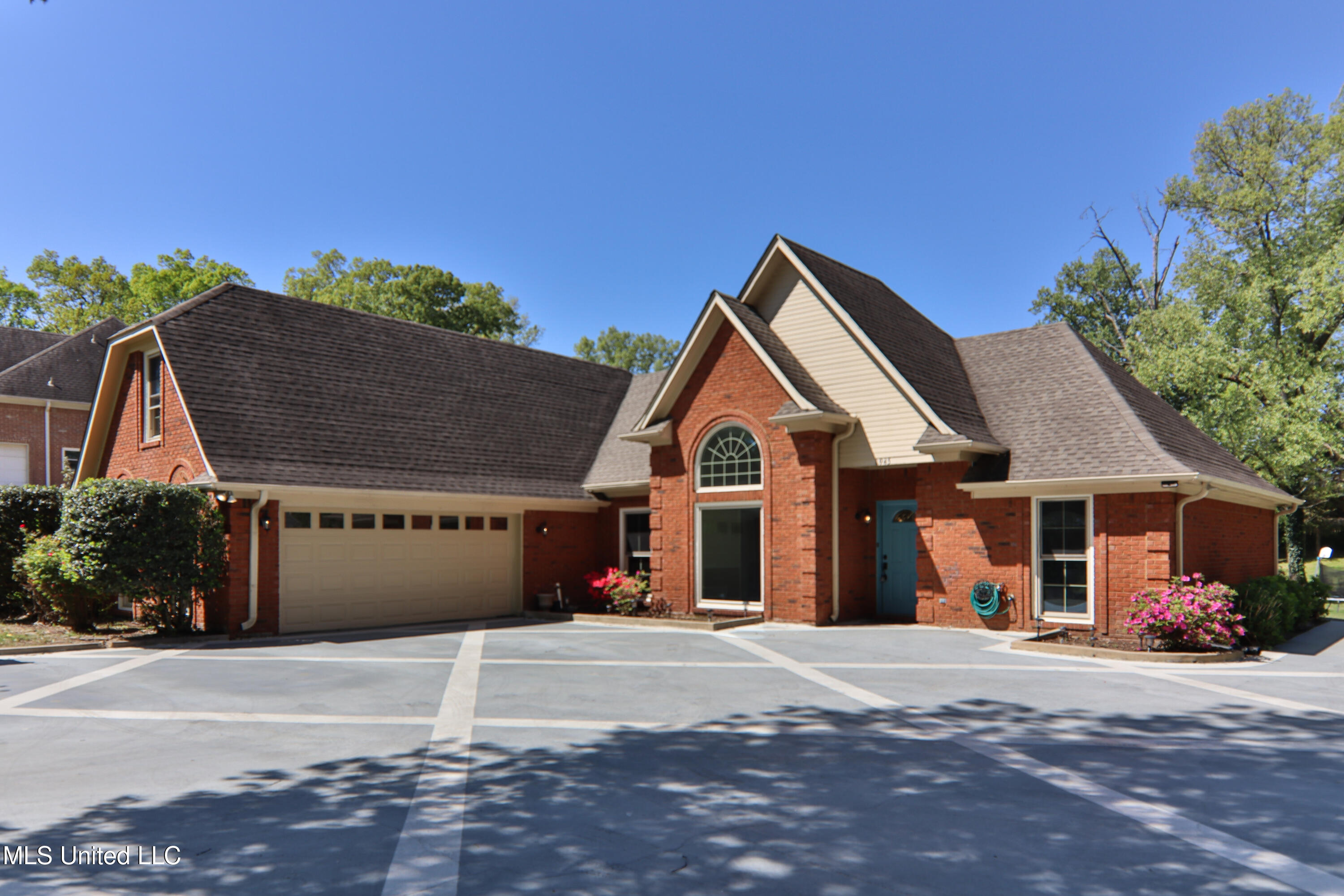 1945 Jaybird Road Hernando, MS 38632 - Photo 23 of 23 Front of Home