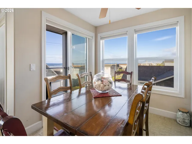 a view of a livingroom and dining room