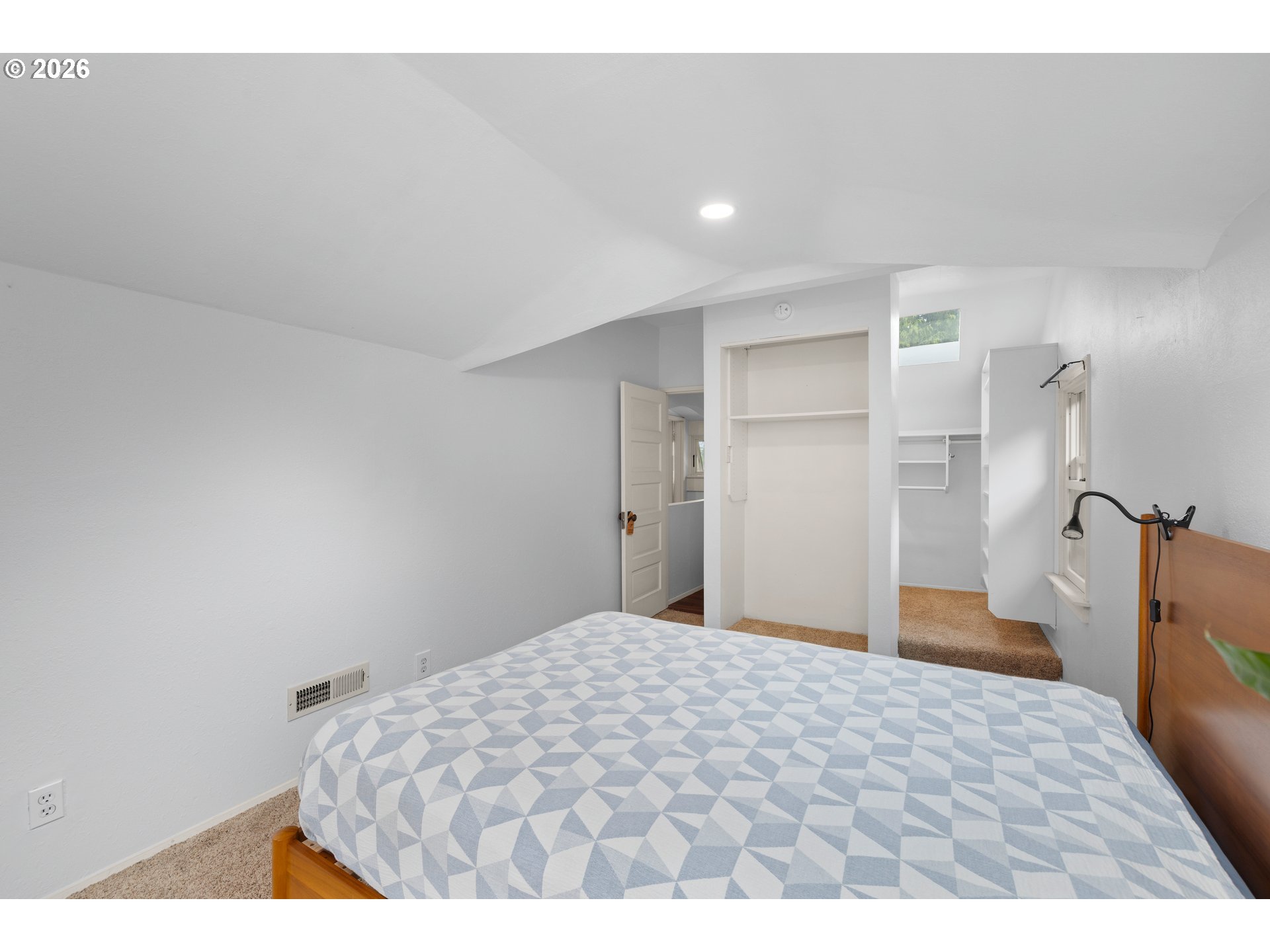 1217 Southwest Spring Garden Street Portland, OR 97219 - Photo 25 of 46 Gallery Image 25