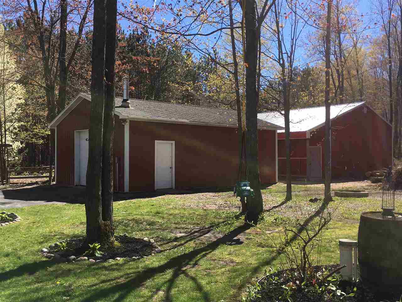 8993 King Road Benzonia, MI 49616 - Photo 31 of 42 1829311-30.JPG