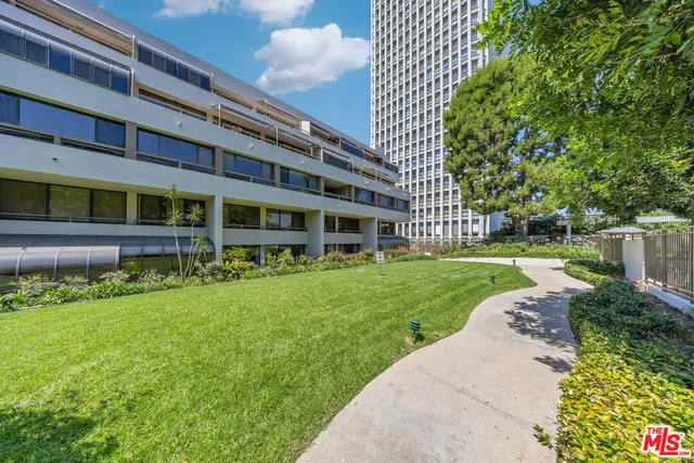 $396,000 | 121 South Hope Street, Unit 429, Los Angeles, CA 90012