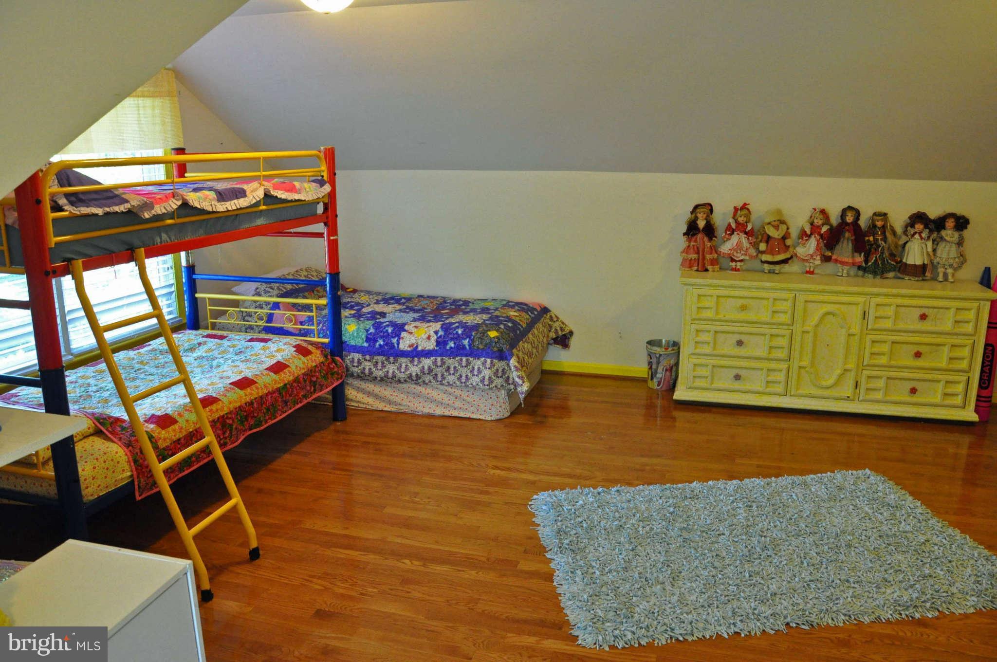 19025 Geeting Road Keedysville, MD 21756 - Photo 15 of 26 Bedroom
